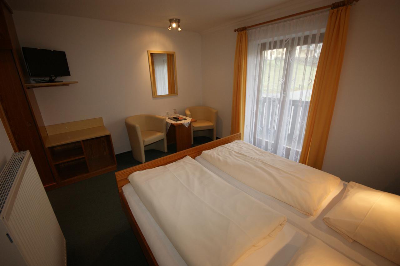 Hotel Beinbauer Buchlberg Room photo